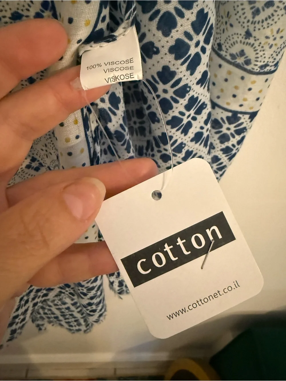 NWT Cotton Blue White Tile Print Oversized Scarf Wrap Shawl 35x70